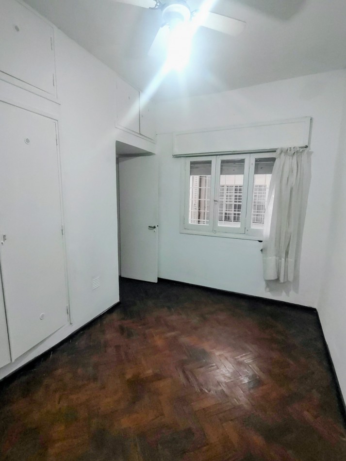 ALVAREZ THOMAS al 900, CASA DE 2 DORMITORIOS CON GARAGE!