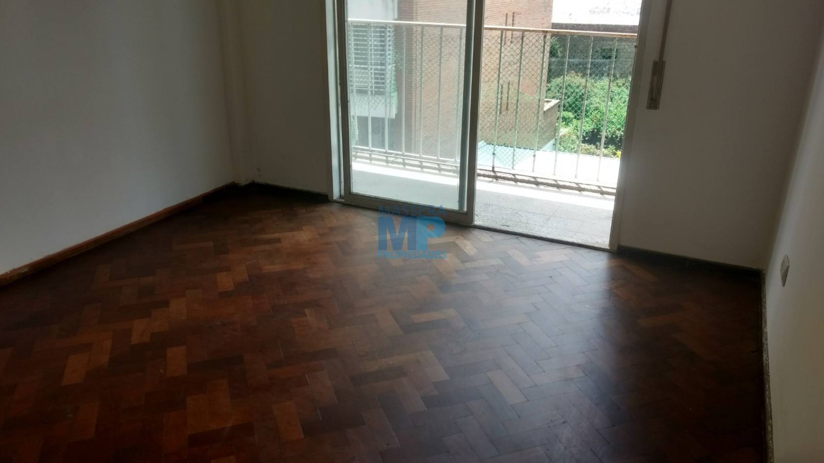 Departamento de 1 Dormitorio Externo con Balcon a La Calle