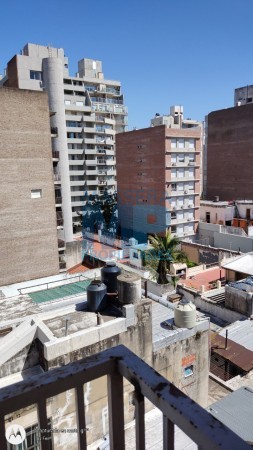 EXCELENTE DEPARTAMENTO DE 2 DORMITORIOS A LA CALLE CON DOBLE BALCON PISO ALTO