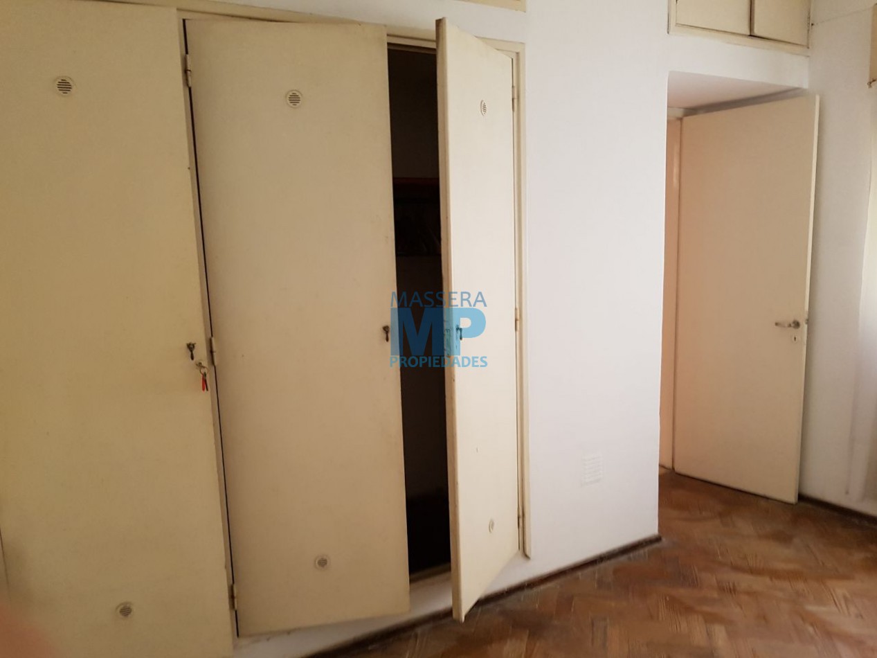 ALVAREZ THOMAS al 900, CASA DE 2 DORMITORIOS CON GARAGE!