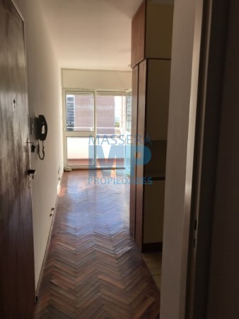 DEPARATMENTO 1 DORMITORIO AMPLIO CON BALCON A LA CALLE