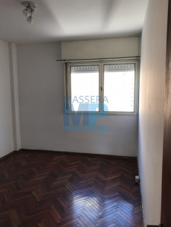 DEPARATMENTO 1 DORMITORIO AMPLIO CON BALCON A LA CALLE