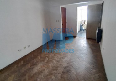Departamento de 2 Dormitorios, amplio, Excelente zona de la ciudad!