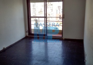MITRE 300. DEPARTAMENTO DE 1 DORMITORIO, PISO ALTO CON BALCO Y VISTA!